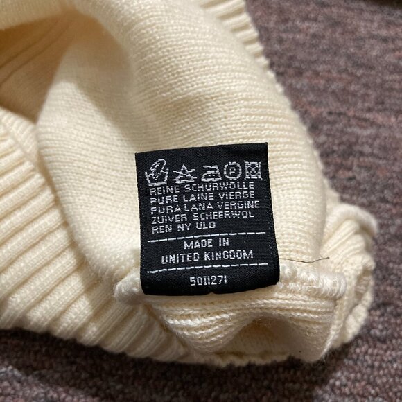 Vintage Burberrys 100% Pure New Wool Sweater Men's Small Cream Elbow Patches - Picture 6 of 16